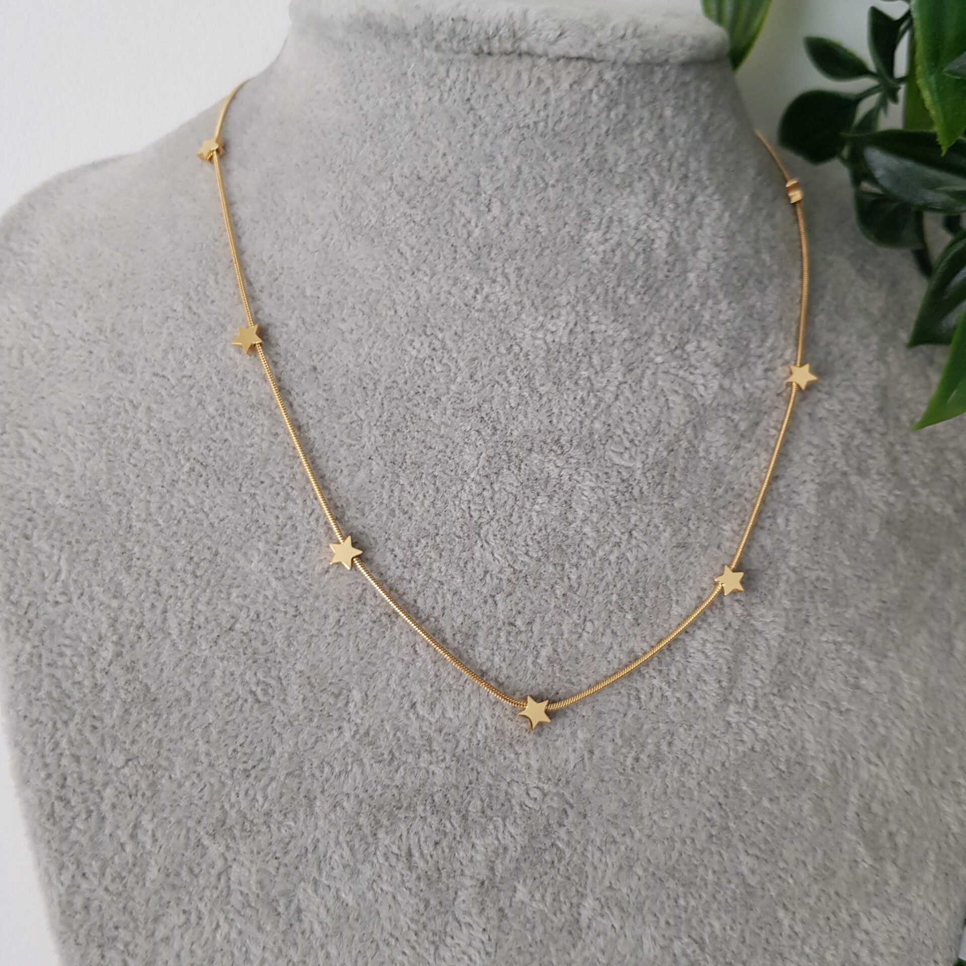 Dainty Golden Star Chain Necklace