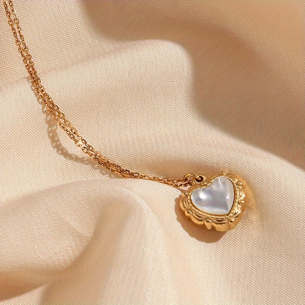 Vintage Retro Charm Heart Necklace