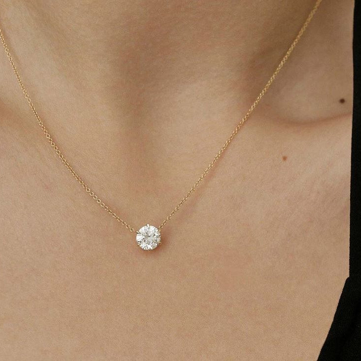 Elegant Round-Cut Diamond Pendant Necklace
