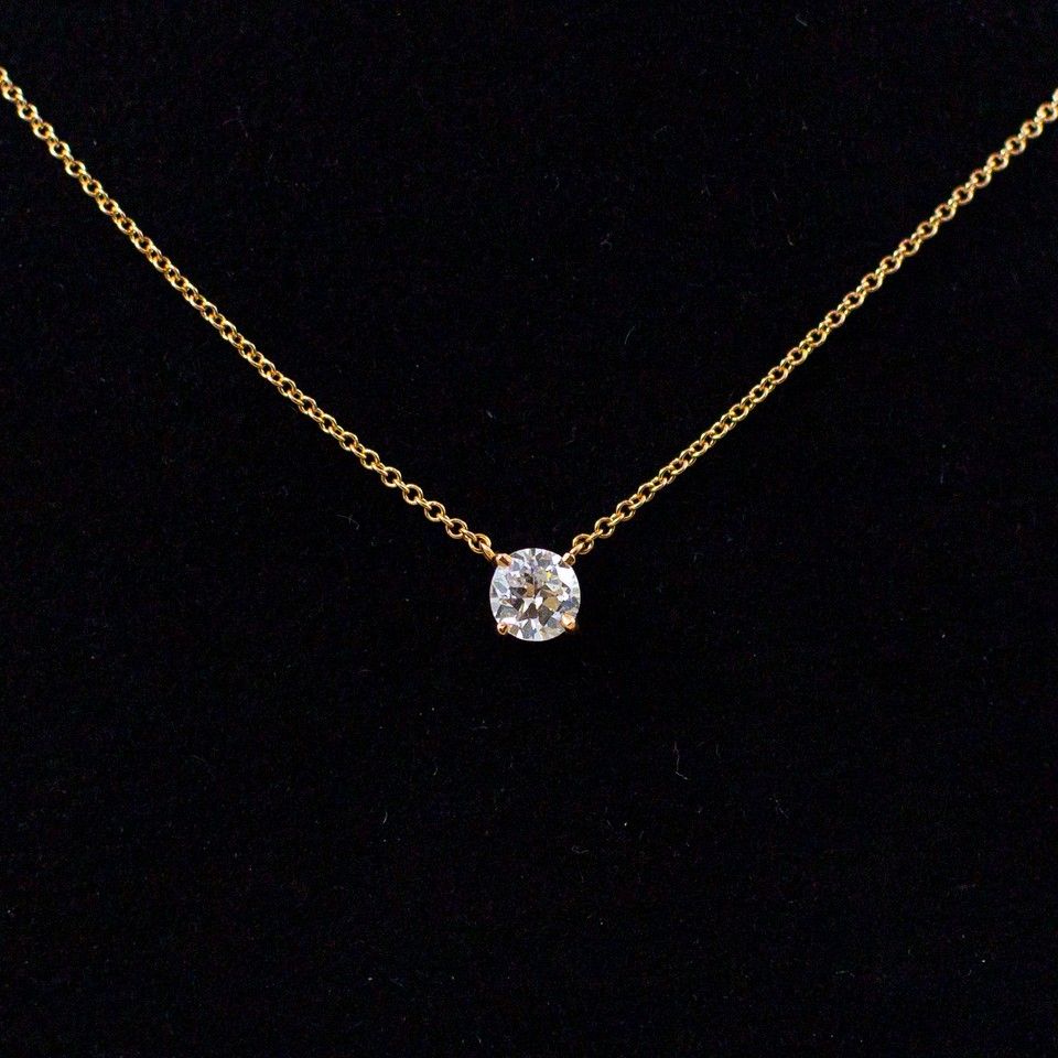 Elegant Round-Cut Diamond Pendant Necklace