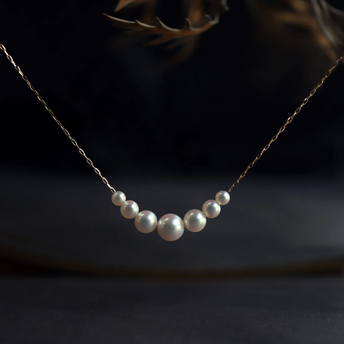 Graduated Pearl Chain Necklace