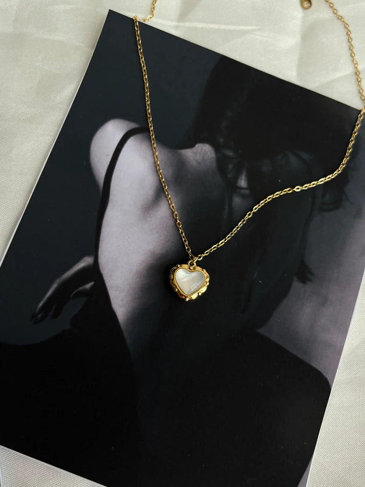 Vintage Retro Charm Heart Necklace