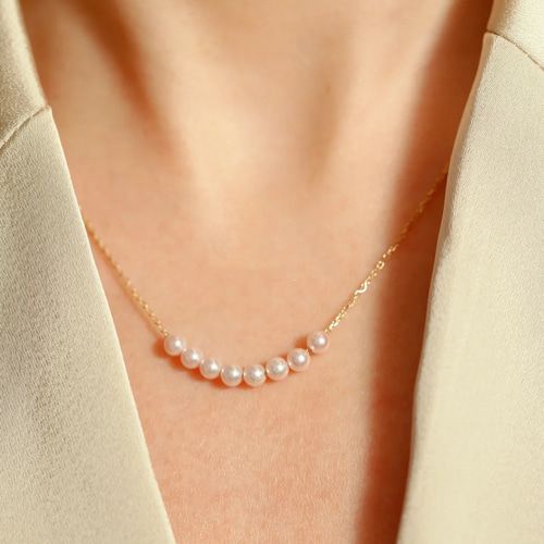 Golden Pearl Pendant Necklace