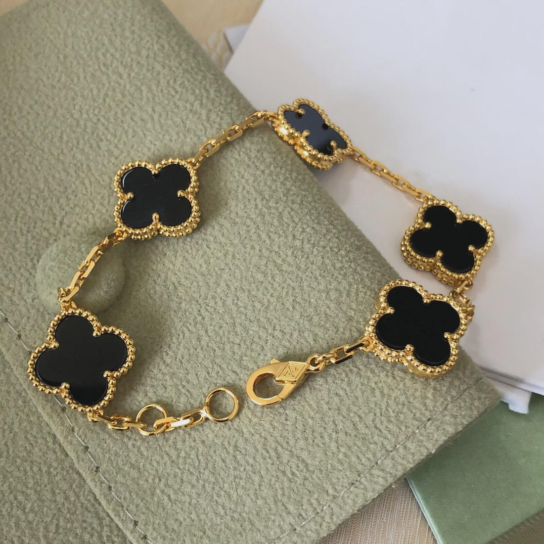Four Leaf Clover Bracelet for Women