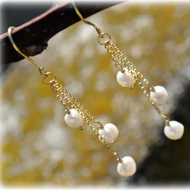 Elegant 3-Pearl Drop Earrings