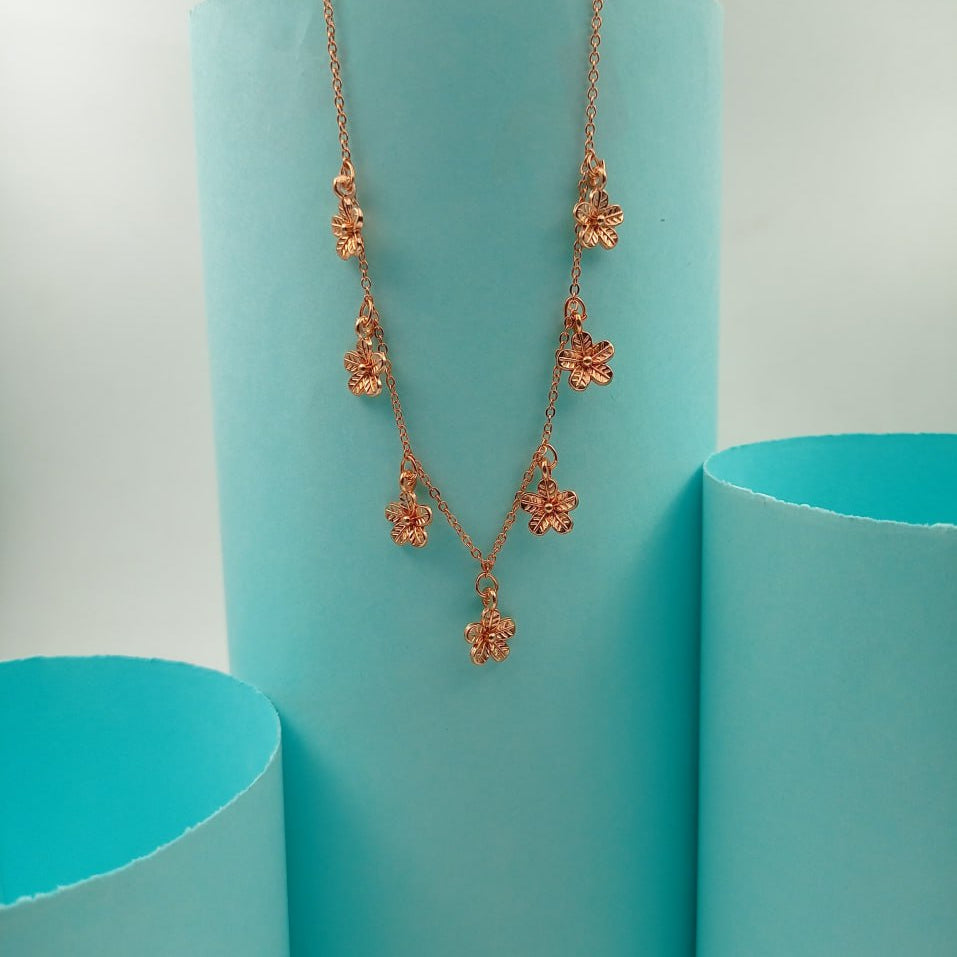 Elegant Rose Golden Flower Necklace