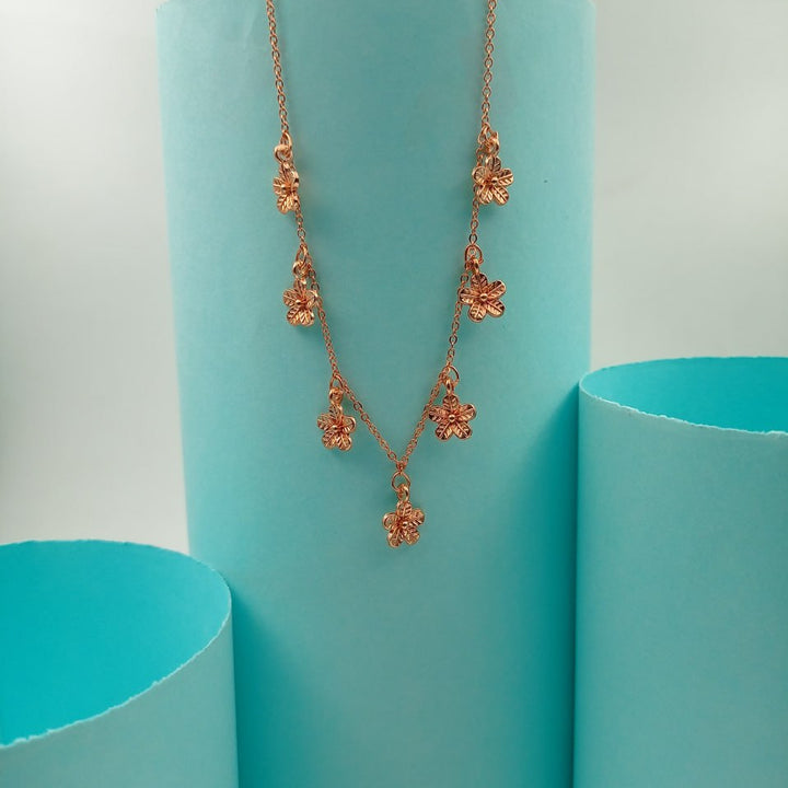 Elegant Rose Golden Flower Necklace