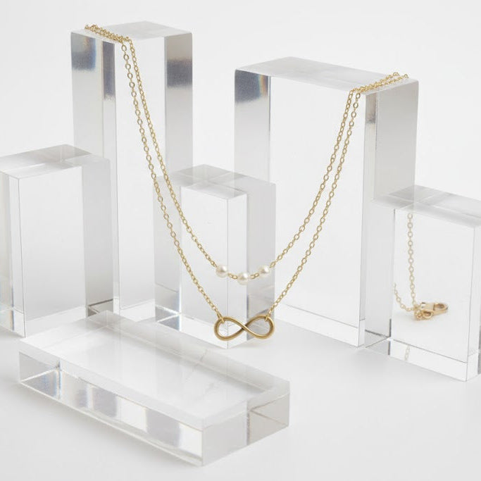 Minimal Clavicle Golden Chain 3-Pearl With Infinity Necklace