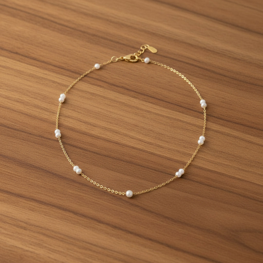 Classic Black & White Pearl Necklace