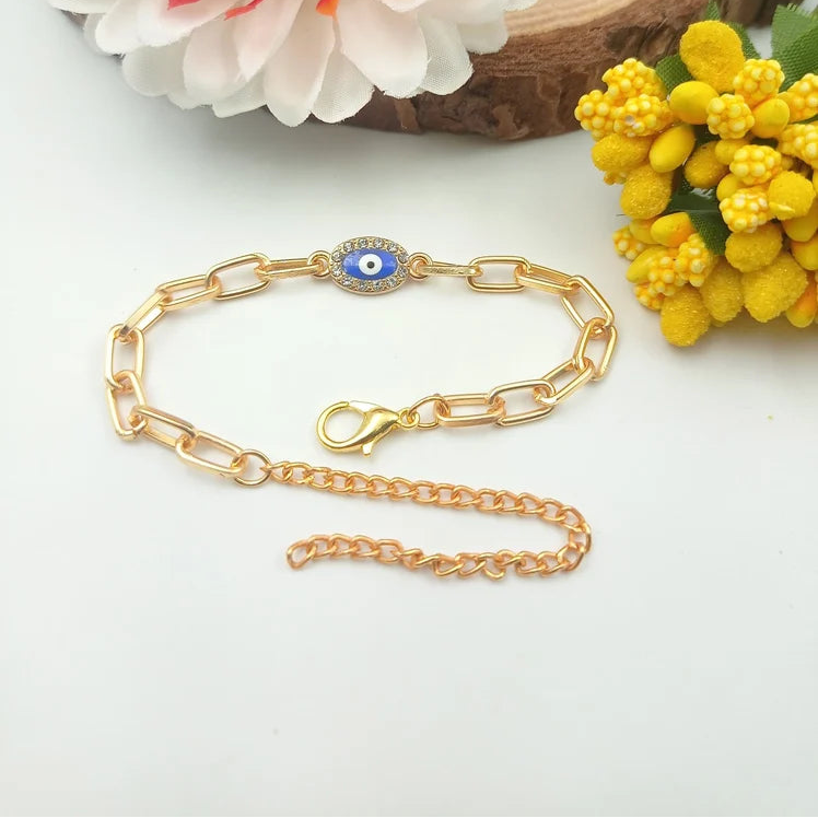 Oval Evil Eye Paperclip Chain Bracelet